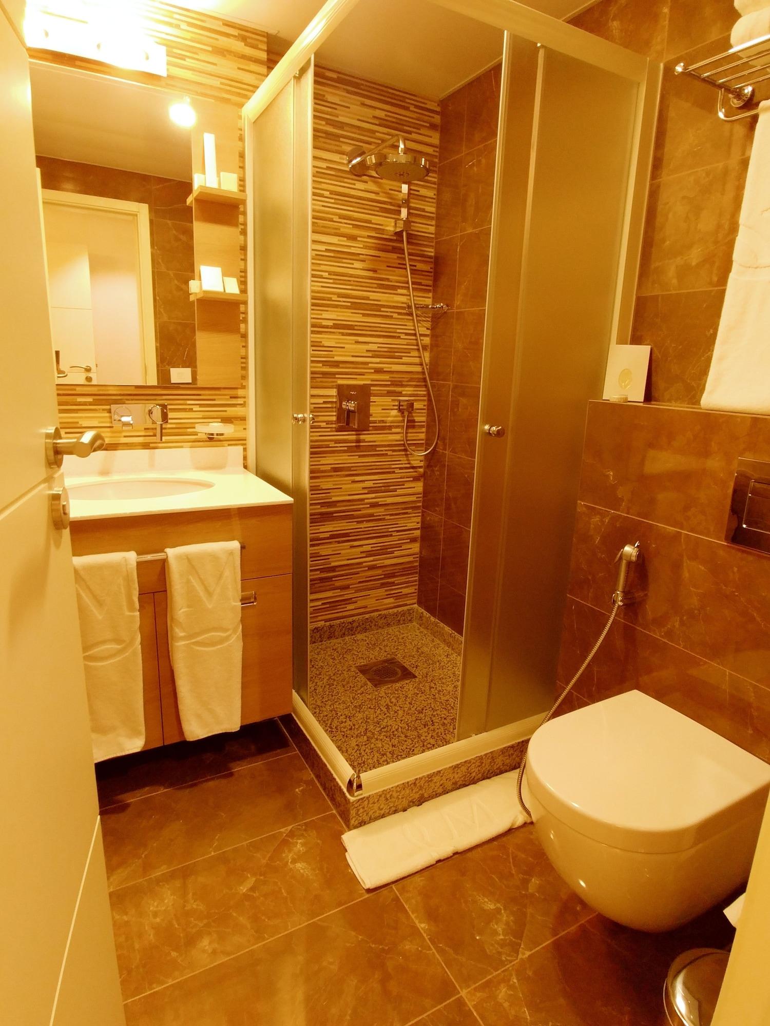 Maximus Hotel Blat Exterior photo
